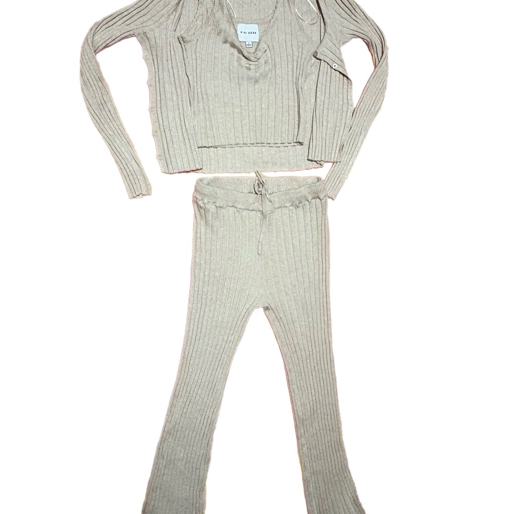 Pink Rose Women's Cream Ribbed comfy set.